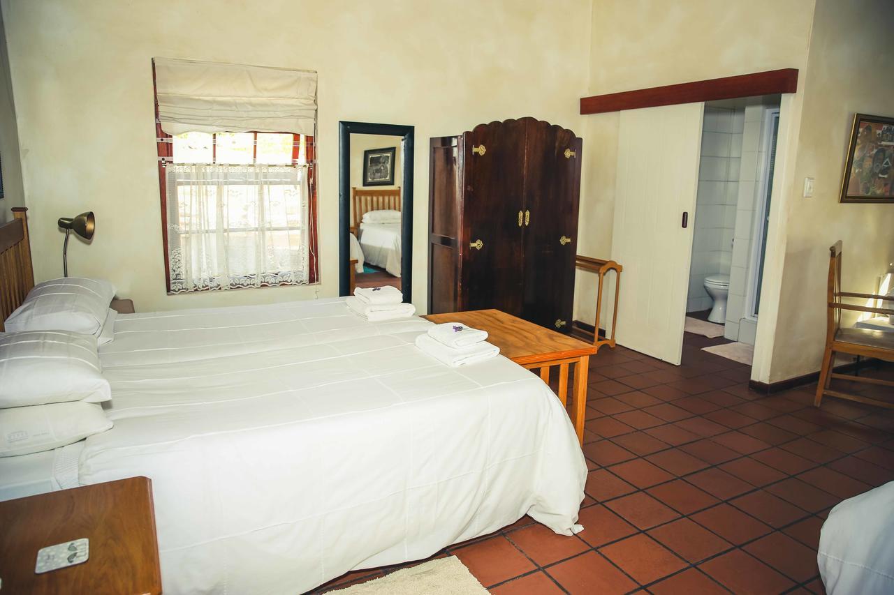 Wilgewandel Holiday Farm & Day Restaurant Oudtshoorn Exterior photo